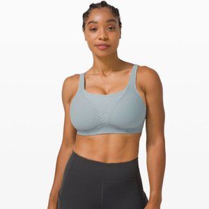 Lululemon Run Times Sports  Bra 32C Blue Cast NWT